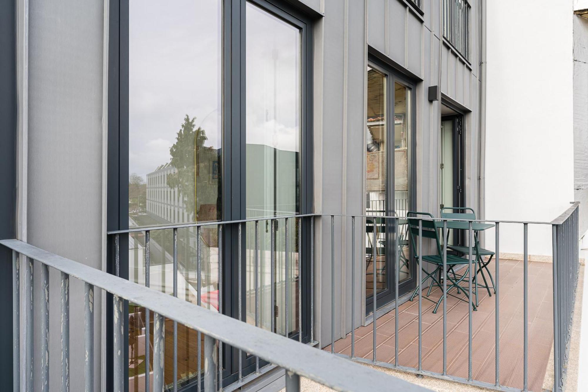 Sunshine Luxury House Urban Retreat Downtown *