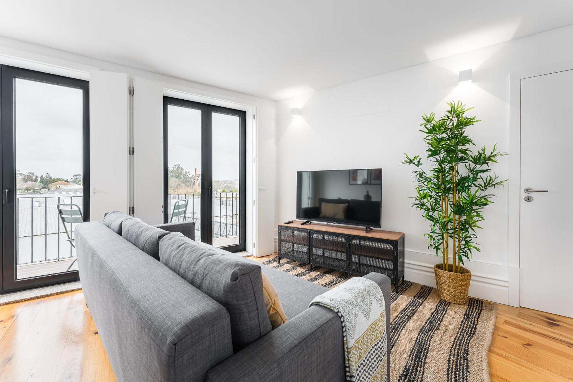 Sunshine Luxury House Urban Retreat Downtown Oporto